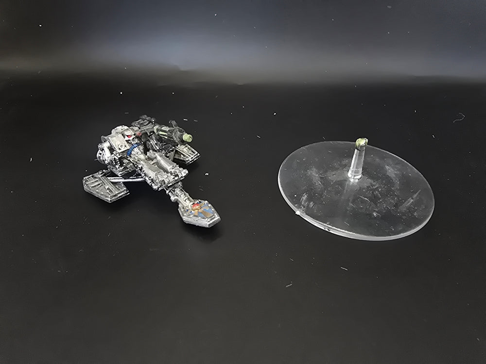 UM 1774 Necrons lokhust destroyer