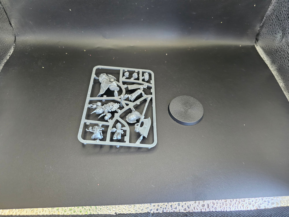 UM 1935 Chaos Space Marines Master Of Executions