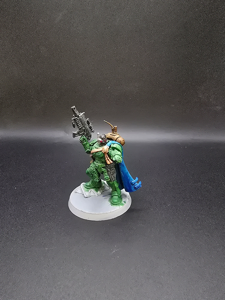 UM 777 Space Marines Captain In Phobos Armour