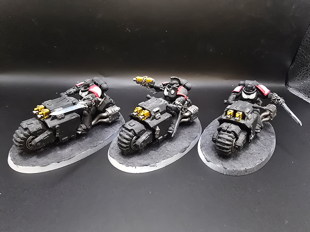 UM 693 Space Marines Outriders
