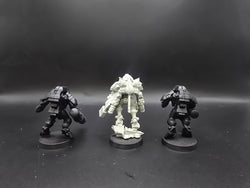 UM 1288 T'au Empire Stealth Battlesuits