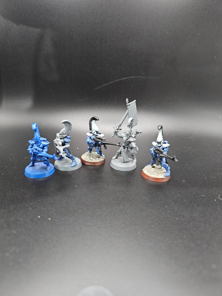 UM 123 Aeldari Dire Avengers