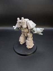 UM 671 Adeptus Astartes Contemptor Dreadnought